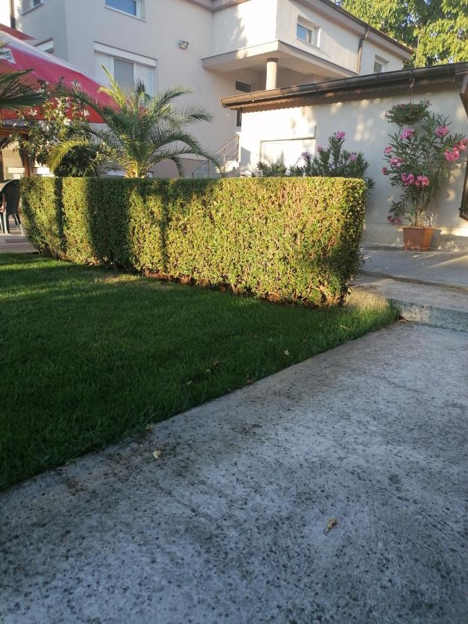 Villa Ros Guest House Svilengrad Bagian luar foto