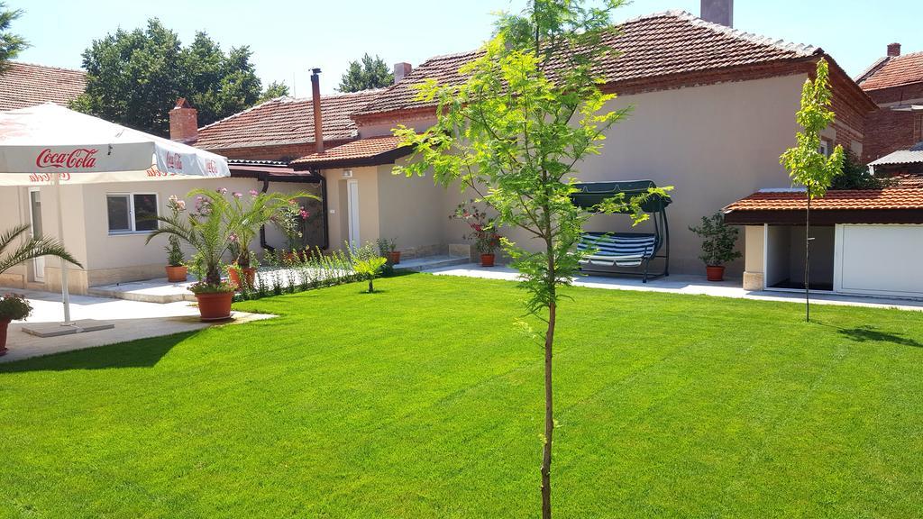 Villa Ros Guest House Svilengrad Bagian luar foto