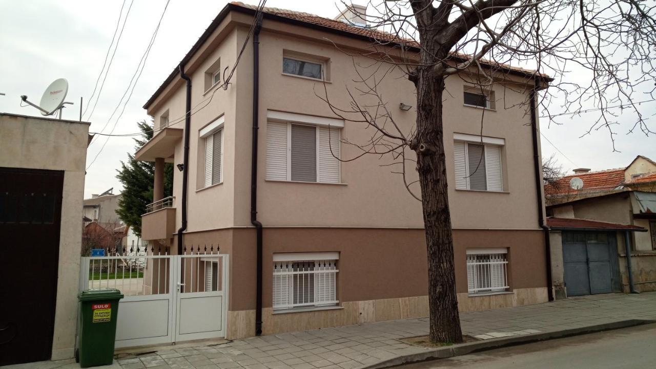Villa Ros Guest House Svilengrad Bagian luar foto