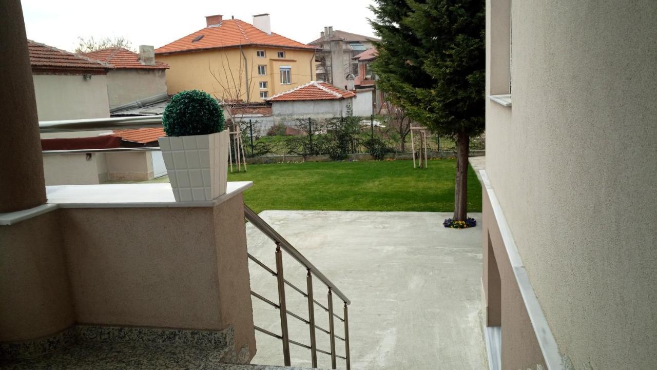 Villa Ros Guest House Svilengrad Bagian luar foto