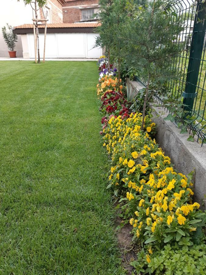 Villa Ros Guest House Svilengrad Bagian luar foto