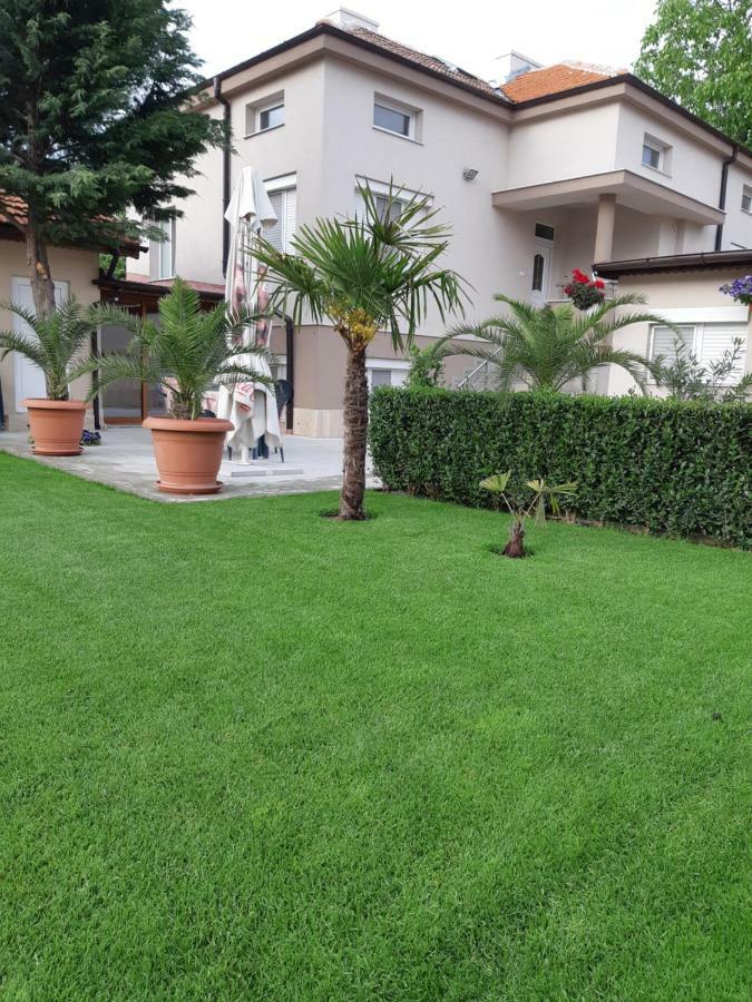 Villa Ros Guest House Svilengrad Bagian luar foto