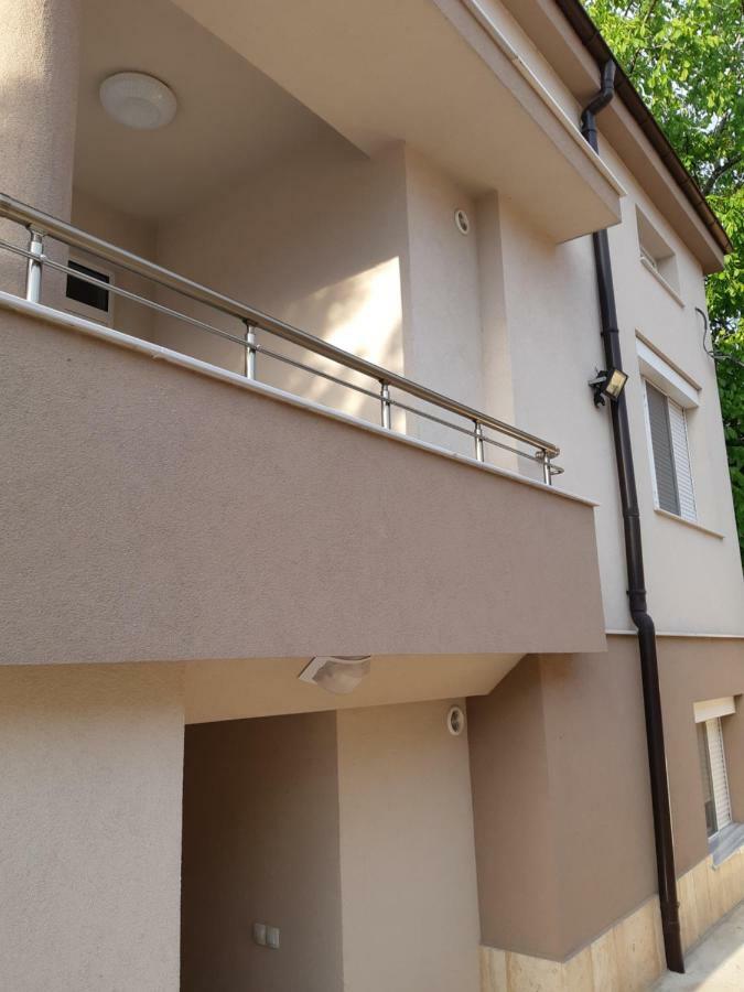 Villa Ros Guest House Svilengrad Bagian luar foto