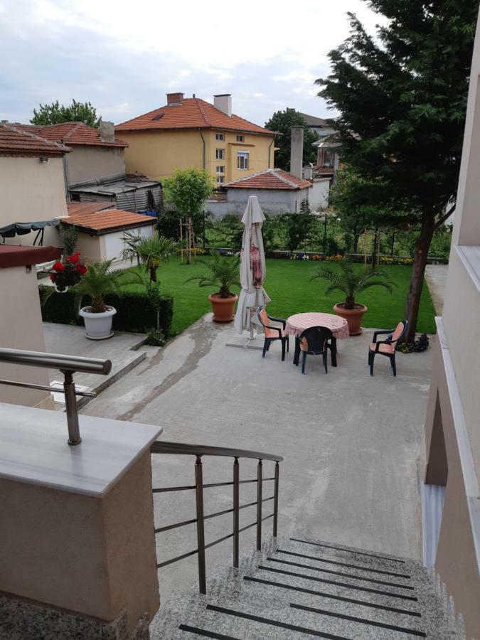 Villa Ros Guest House Svilengrad Bagian luar foto