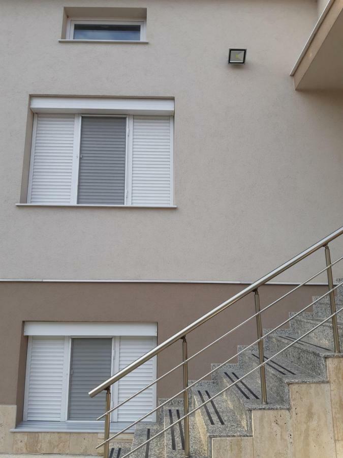 Villa Ros Guest House Svilengrad Bagian luar foto