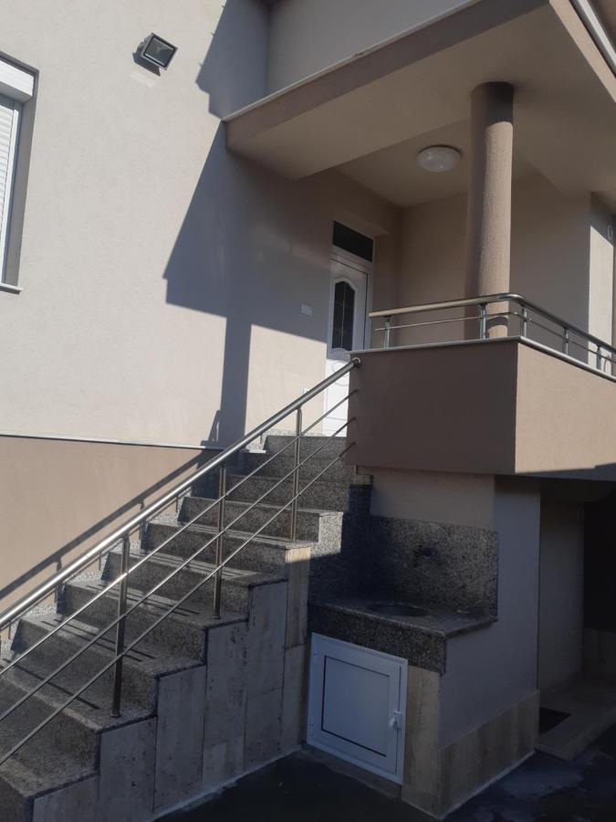 Villa Ros Guest House Svilengrad Bagian luar foto