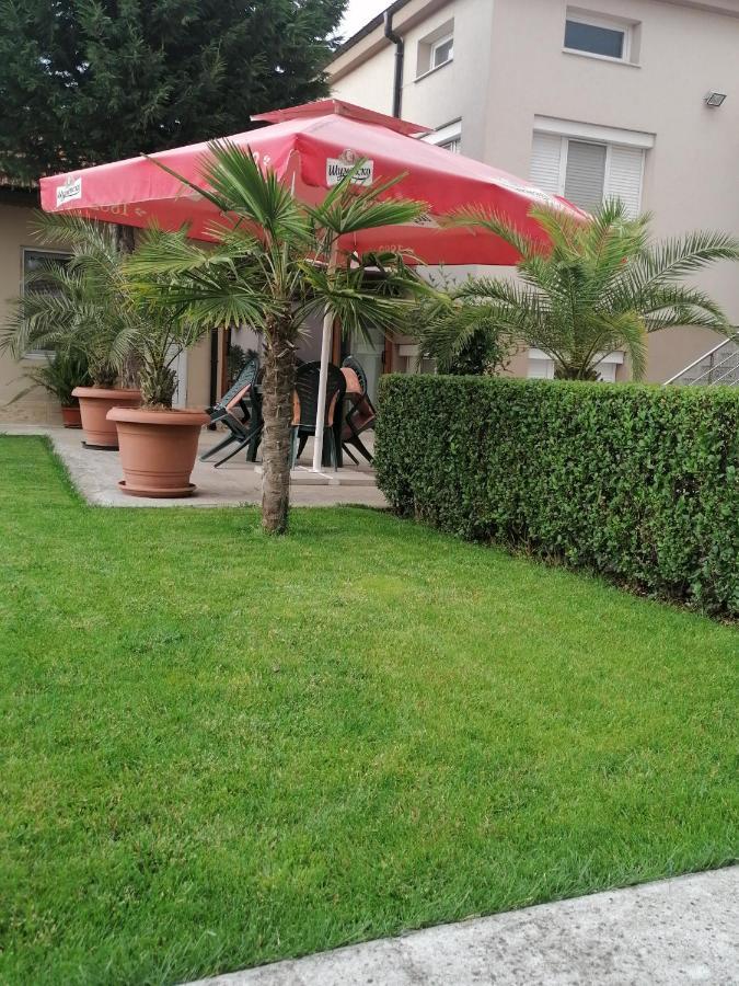 Villa Ros Guest House Svilengrad Bagian luar foto